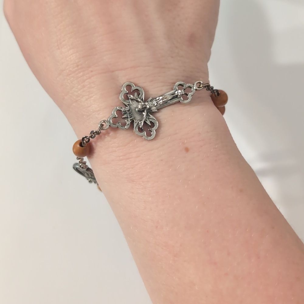 838 Wood Beaded Silver Chain Link Silver‎ Cross and Charm Religious Bracelet